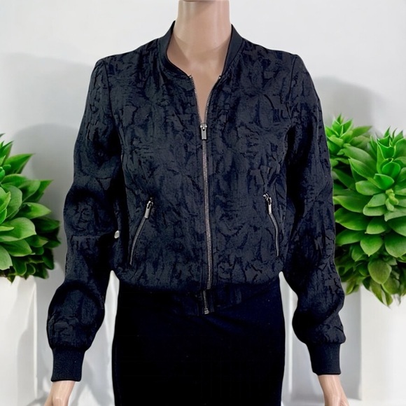 H&M Black Lightweight Patterned Bomber Jacket - Picture 2 of 15